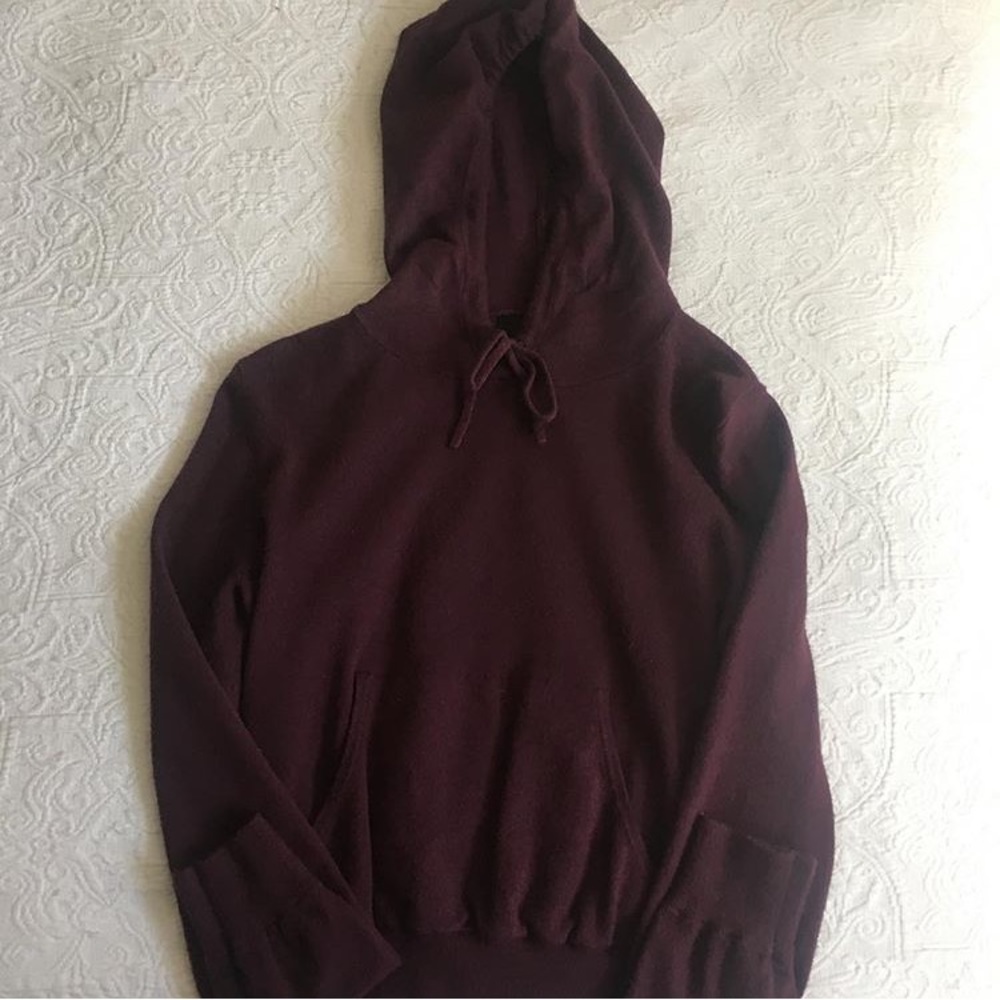 Soft cropped hoodie